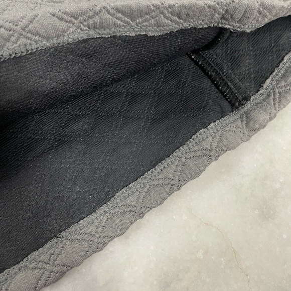 7 For All Mankind XS Top - Picture 5 of 7